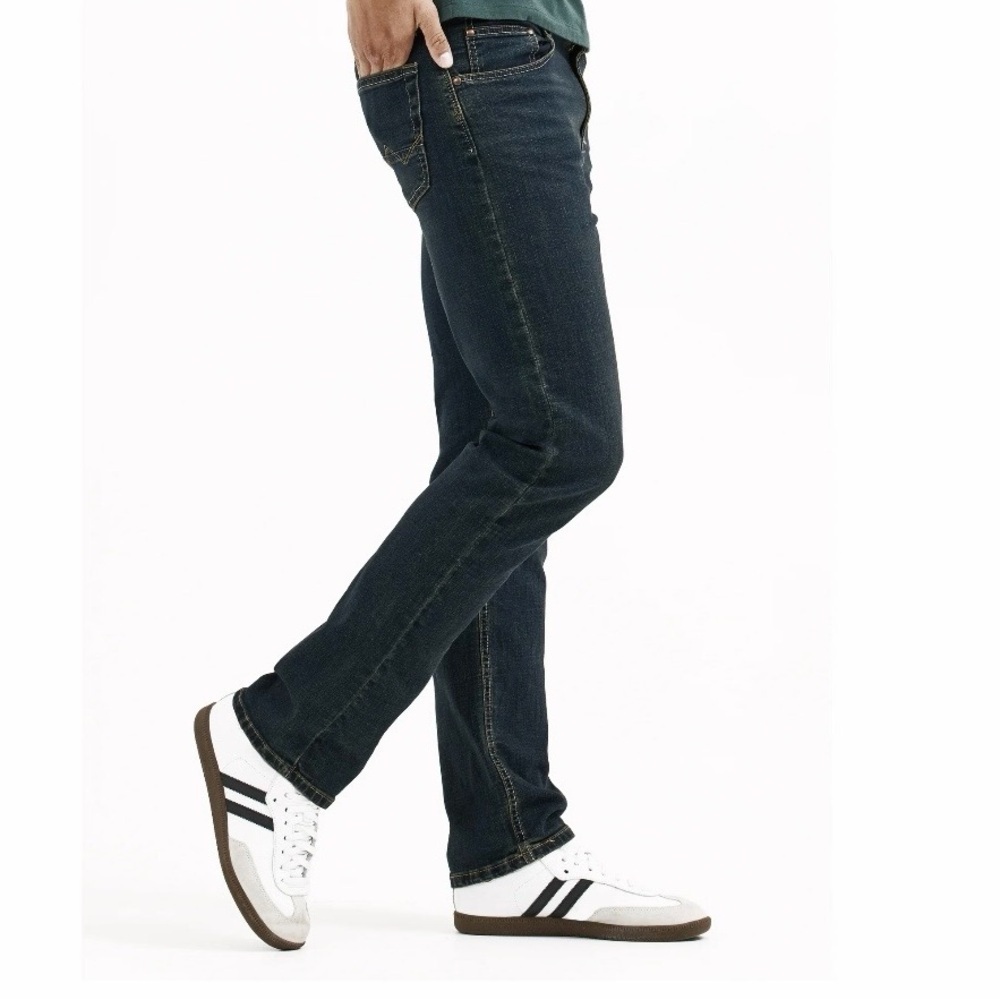 Wrangler Men's Slim Straight Fit Jean with Stretch Sz 28X30 NWT - Picture 2 of 5